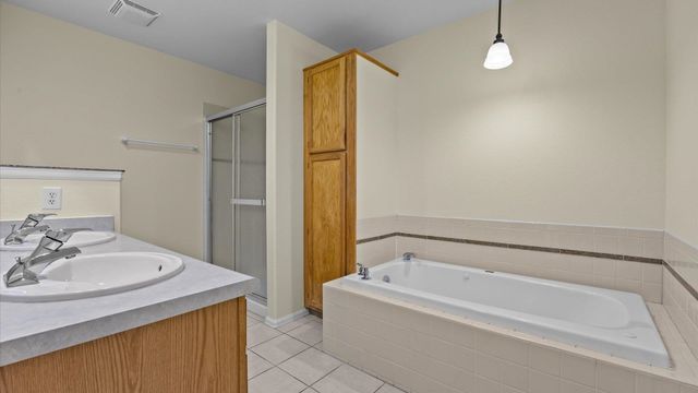 1533 Crest View Way Apt 12, Grand Junction, CO 81506