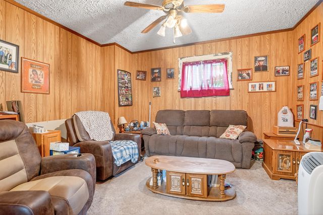 121 E Spring Avenue 121 E Spring Avenue, Bellefontaine, OH 43311