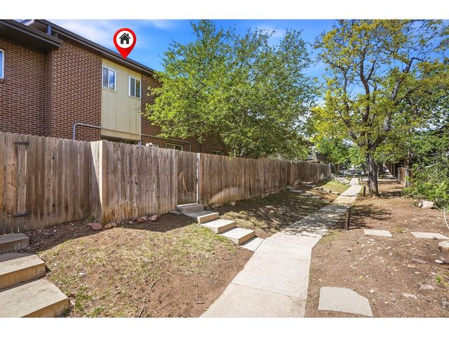 1466 Greenbriar Blvd, Boulder, CO 80305