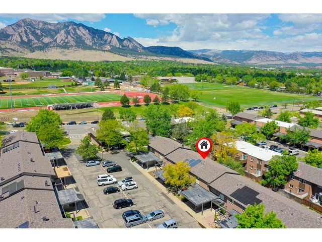 1466 Greenbriar Blvd, Boulder, CO 80305