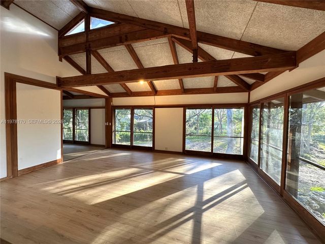 17010 SW 77th Ave, Palmetto Bay, FL 33157