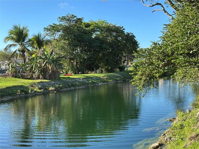 17010 SW 77th Ave, Palmetto Bay, FL 33157