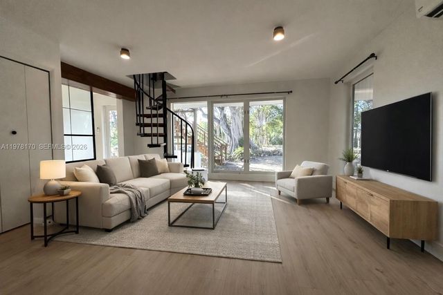 17010 SW 77th Ave, Palmetto Bay, FL 33157