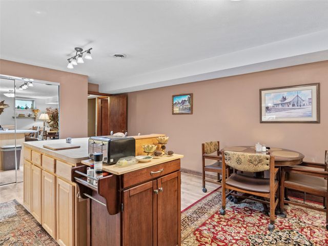 3 Westbridge Drive, Hendersonville, NC 28739