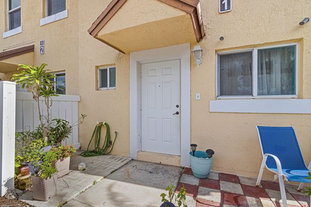 6631 Winfield Boulevard 1-6, Margate, FL 33063
