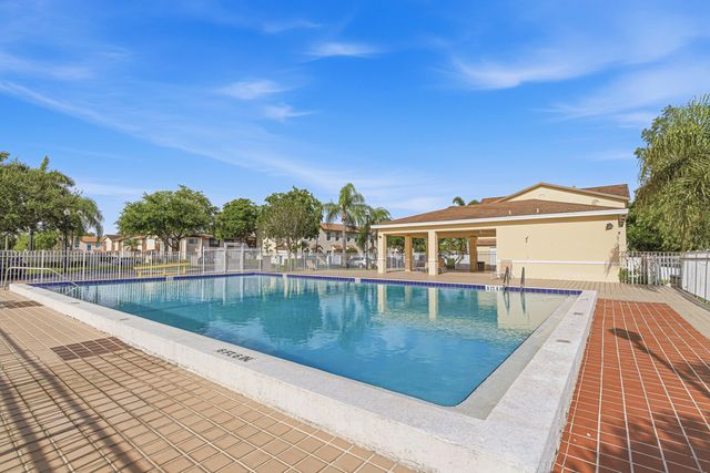 6631 Winfield Boulevard 1-6, Margate, FL 33063