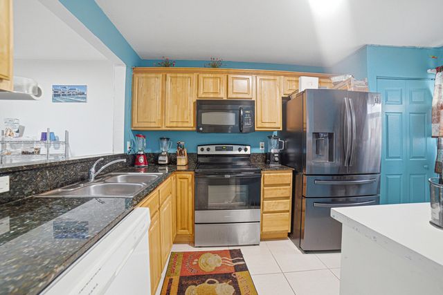 6631 Winfield Boulevard 1-6, Margate, FL 33063