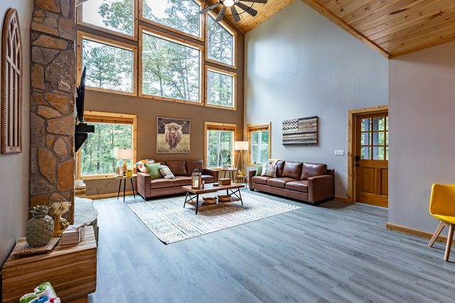 43 Madonna Court, Ellijay, GA 30540