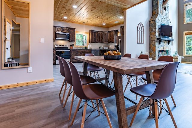 43 Madonna Court, Ellijay, GA 30540