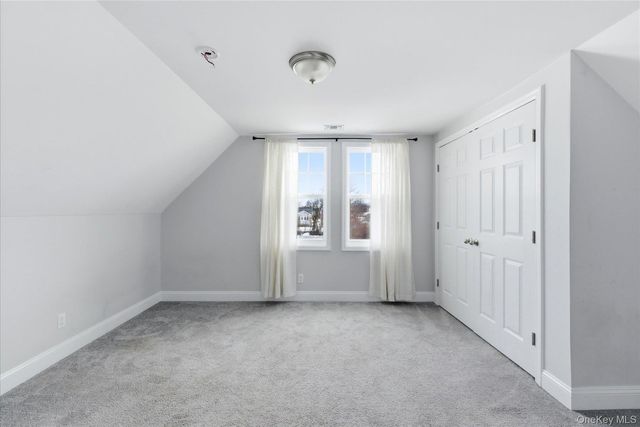 35 Weston Avenue, Deer Park, NY 11729