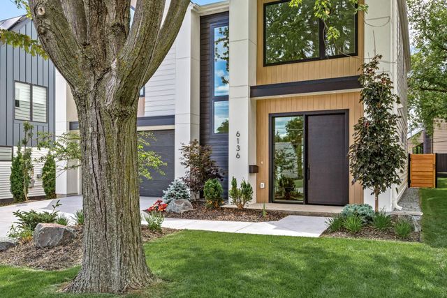 6136 Oaklawn Avenue, Edina, MN 55424