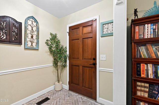 100 Old Meadowbrook Drive, Garner, NC 27529
