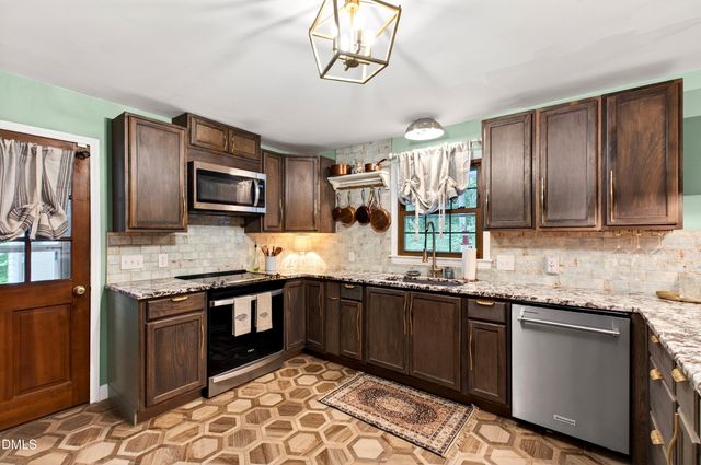 100 Old Meadowbrook Drive, Garner, NC 27529