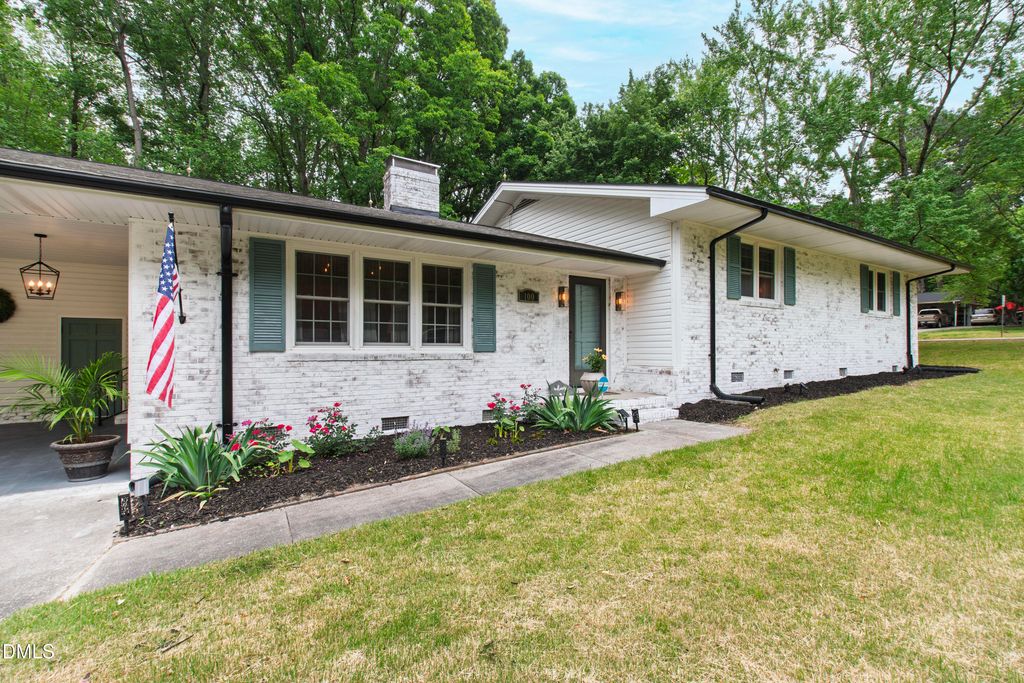 100 Old Meadowbrook Drive, Garner, NC 27529
