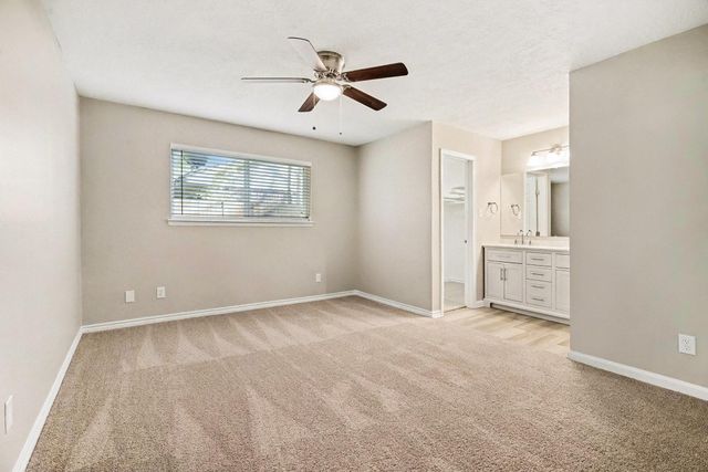 2815 Mayflower Landing Court, Webster, TX 77598