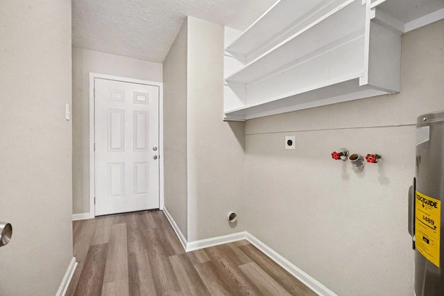 2815 Mayflower Landing Court, Webster, TX 77598