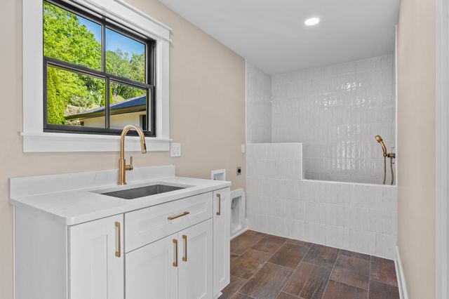 1235 Carl Seyfert Memorial Dr, Brentwood, TN 37027