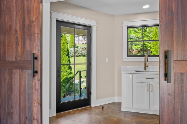 1235 Carl Seyfert Memorial Dr, Brentwood, TN 37027