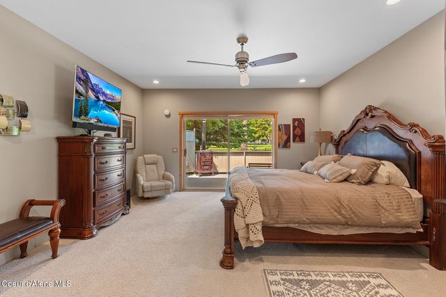11537 N Trafalgar ST, Hayden, ID 83835