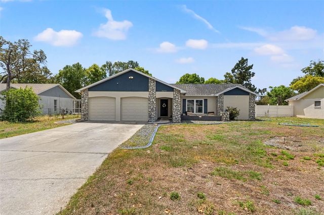 8392 CAMPHOR DRIVE, Spring Hill, FL 34606