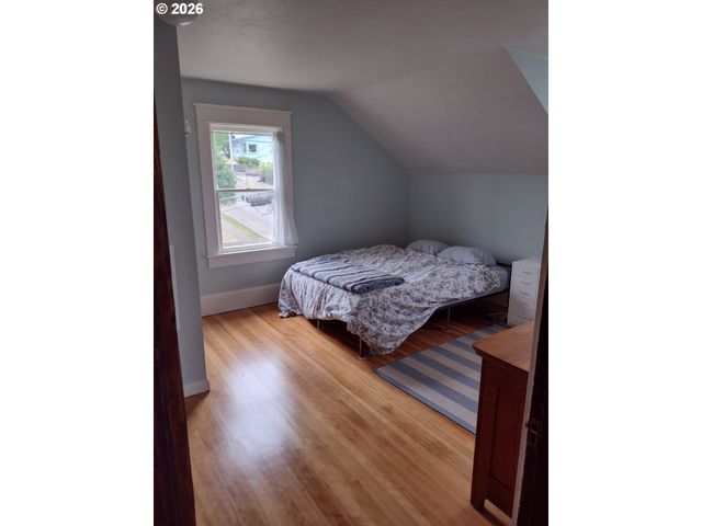 612 HARRISON Ave, Astoria, OR 97103