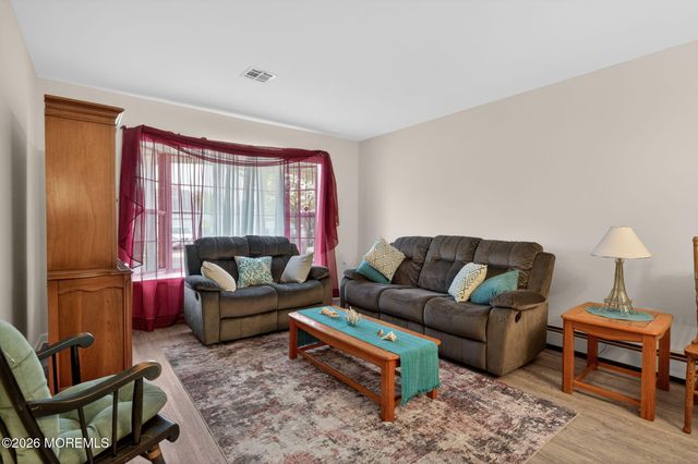 152 Pulaski Boulevard, Toms River, NJ 08757