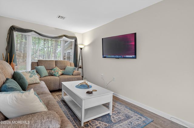 152 Pulaski Boulevard, Toms River, NJ 08757