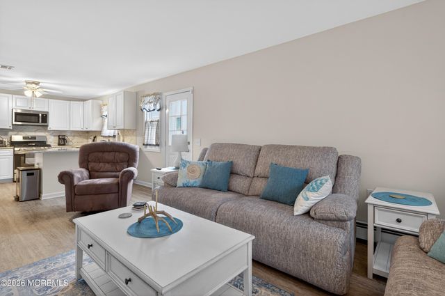 152 Pulaski Boulevard, Toms River, NJ 08757