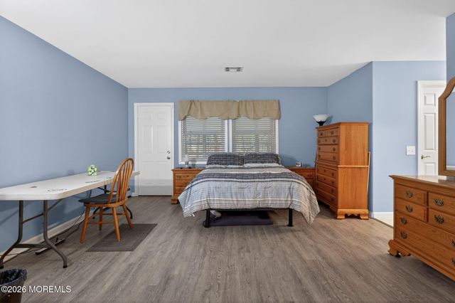 152 Pulaski Boulevard, Toms River, NJ 08757