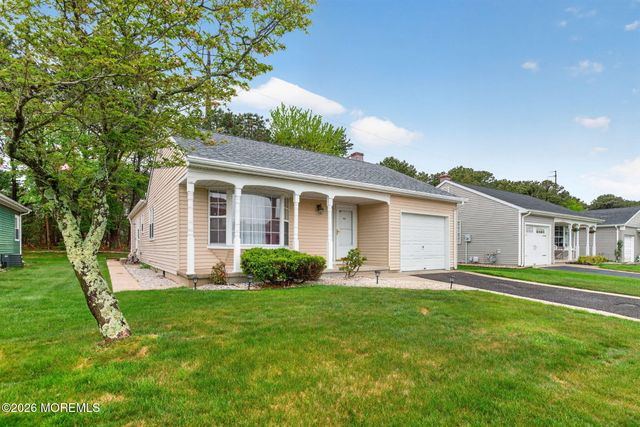 152 Pulaski Boulevard, Toms River, NJ 08757