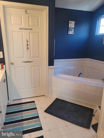 11358 WHIPKEY DR, Bealeton, VA 22712