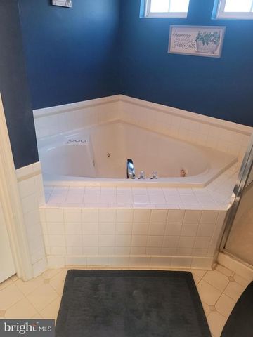 11358 WHIPKEY DR, Bealeton, VA 22712