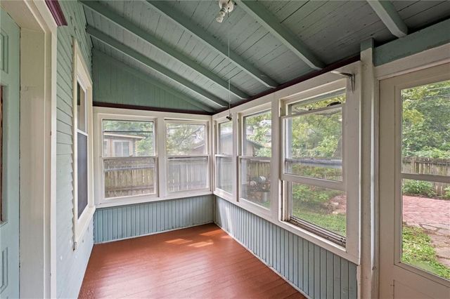 817 Maine Street, Lawrence, KS 66044