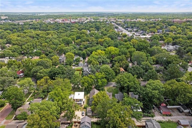 817 Maine Street, Lawrence, KS 66044