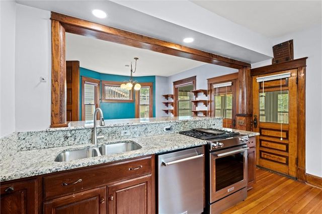 817 Maine Street, Lawrence, KS 66044