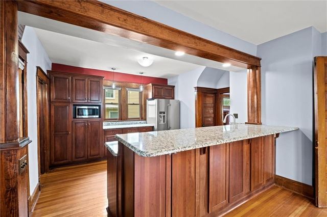 817 Maine Street, Lawrence, KS 66044