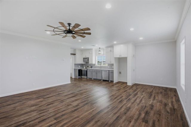 5913 Wrangler Drive, Iowa, LA 70647