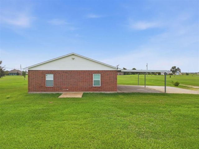 5913 Wrangler Drive, Iowa, LA 70647