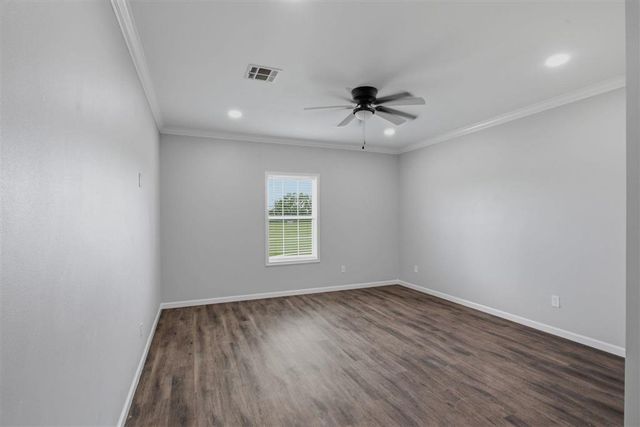 5913 Wrangler Drive, Iowa, LA 70647