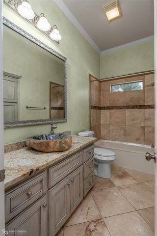 110 Esplanade Court, Bossier City, LA 71111