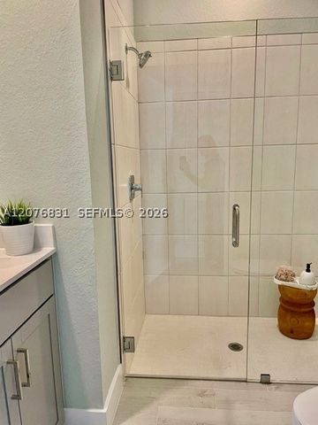 157 SW 170th Ave, Pembroke Pines, FL 33027