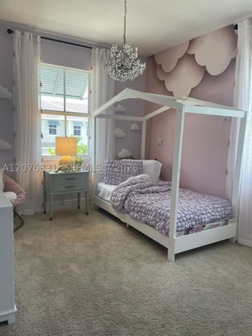 157 SW 170th Ave, Pembroke Pines, FL 33027