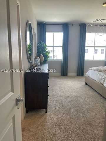 157 SW 170th Ave, Pembroke Pines, FL 33027