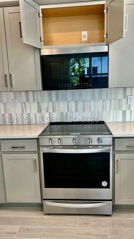 157 SW 170th Ave, Pembroke Pines, FL 33027
