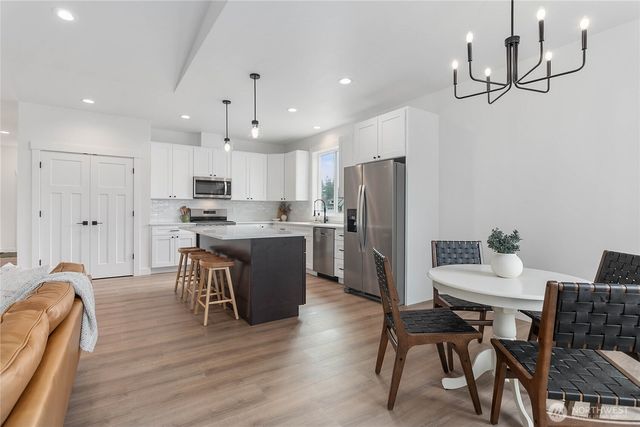 412 W 4th Street, Everson, WA 98247