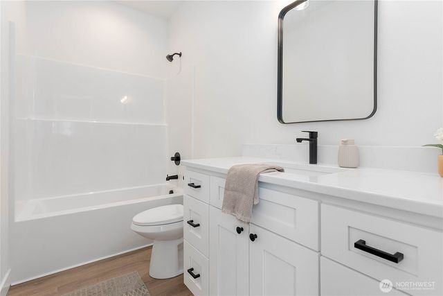 412 W 4th Street, Everson, WA 98247