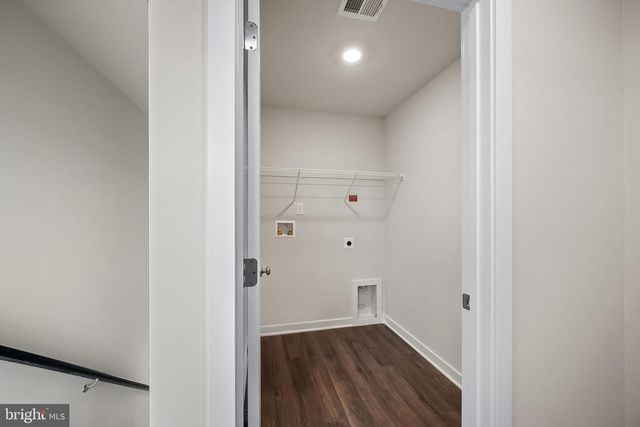 313 ECLIPSE ST, Charles Town, WV 25414