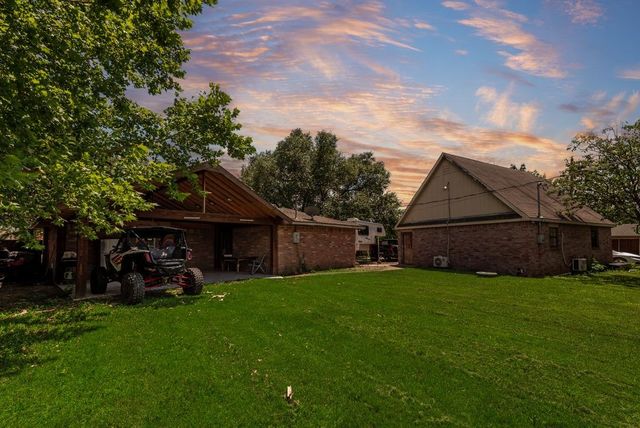 920 Meadowdale Drive, Royse City, TX 75189