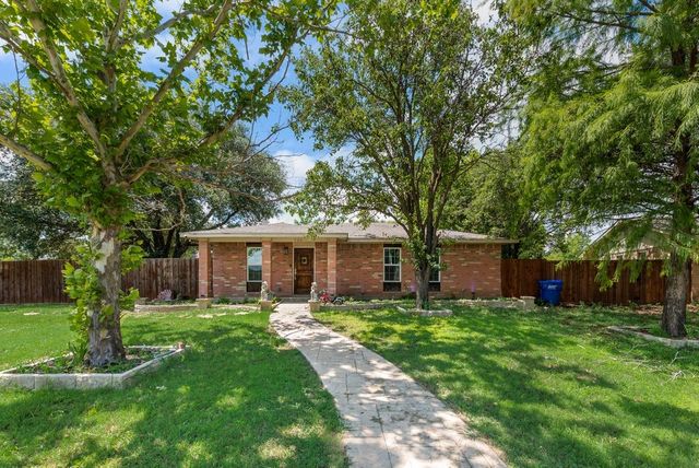 920 Meadowdale Drive, Royse City, TX 75189