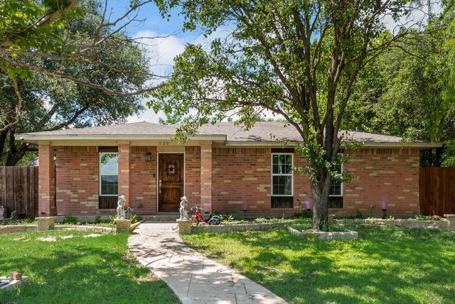 920 Meadowdale Drive, Royse City, TX 75189